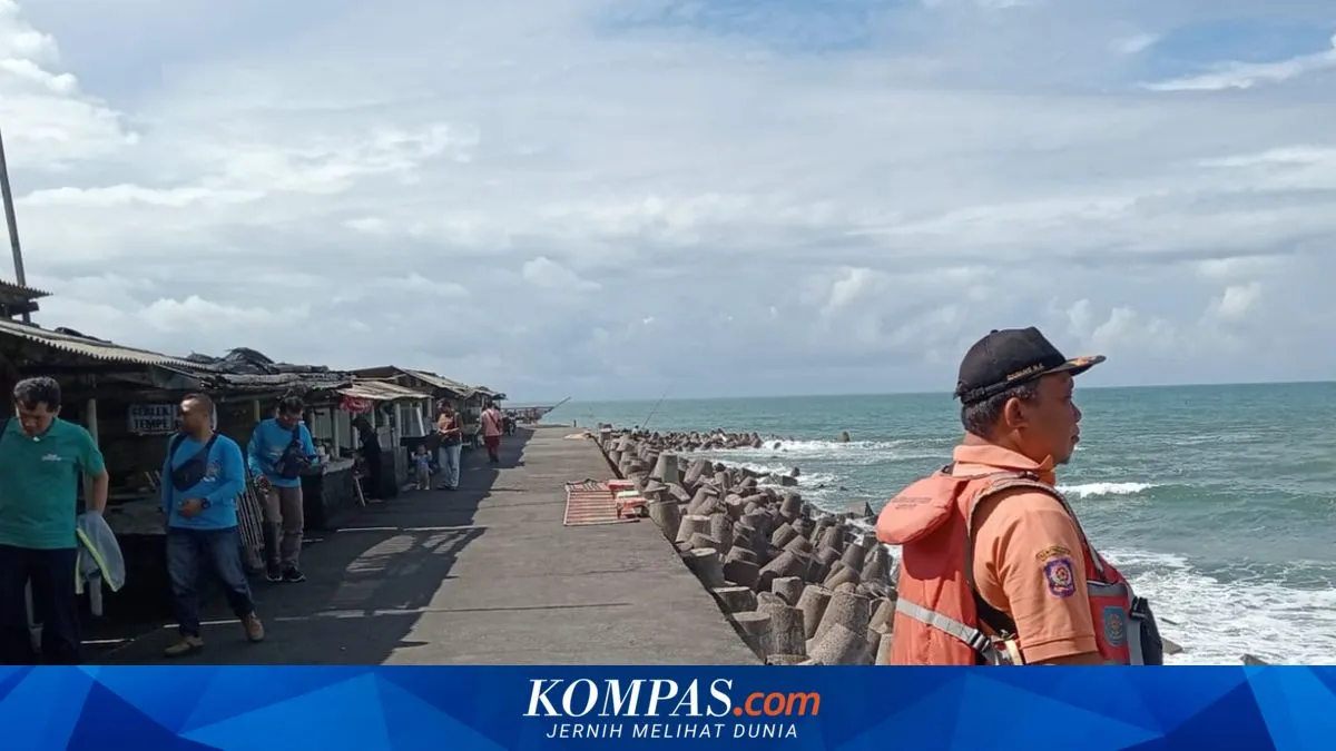 Relawan Sigap Pantau Pantai Selatan Yogyakarta Pasca Gempa Pacitan