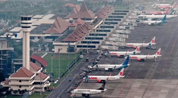 Reformasi Kebijakan Harga Tiket Pesawat untuk Konektivitas Nasional yang Berkeadilan