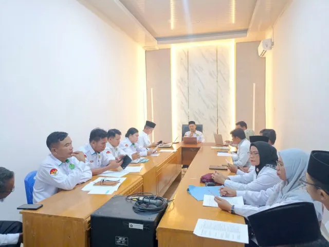 Kemenag Tojo Una-Una Laksanakan Rapat Evaluasi Program Kerja 2025 dan Persiapan Kebijakan 2026