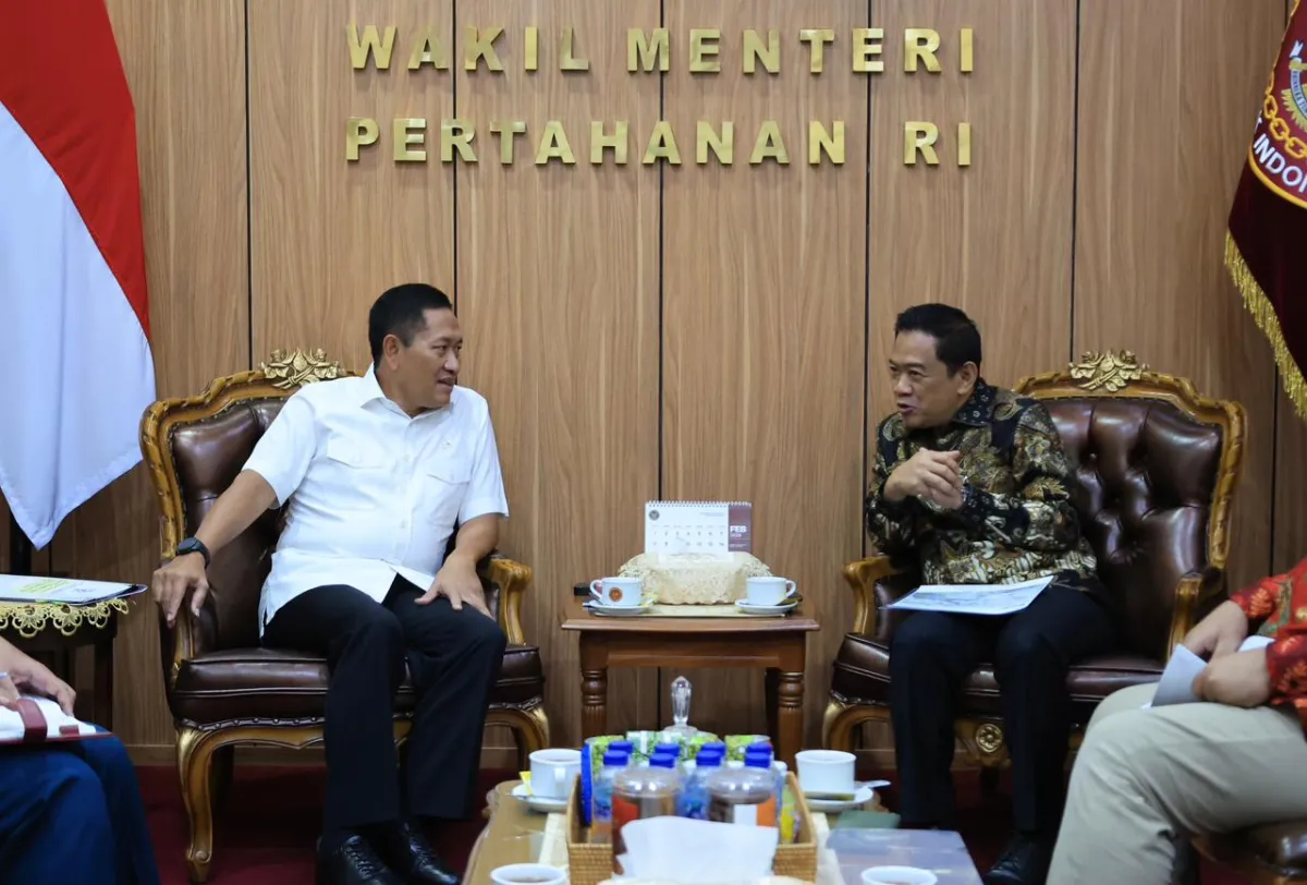 Wamenhan Bahas Kerja Sama Pengembangan Pertahanan dengan Krakatau Steel