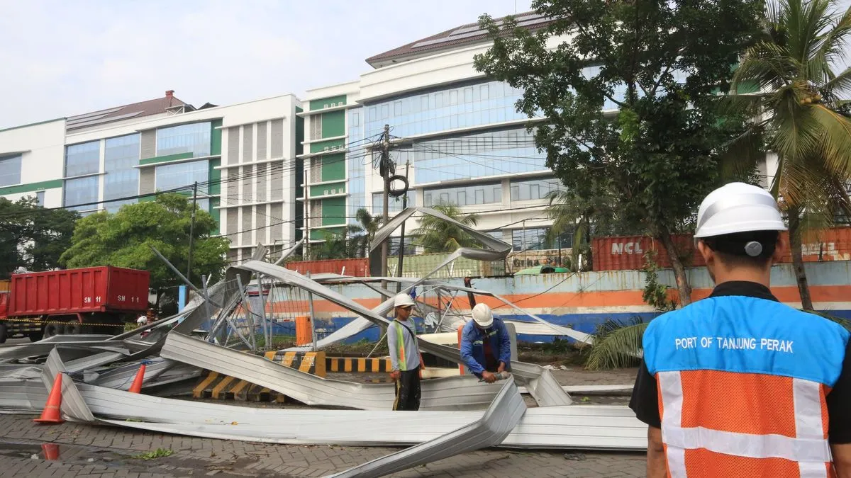 PT Pelindo Segera Lakukan Penanganan Pasca Cuaca Ekstrem di Terminal Kalimas
