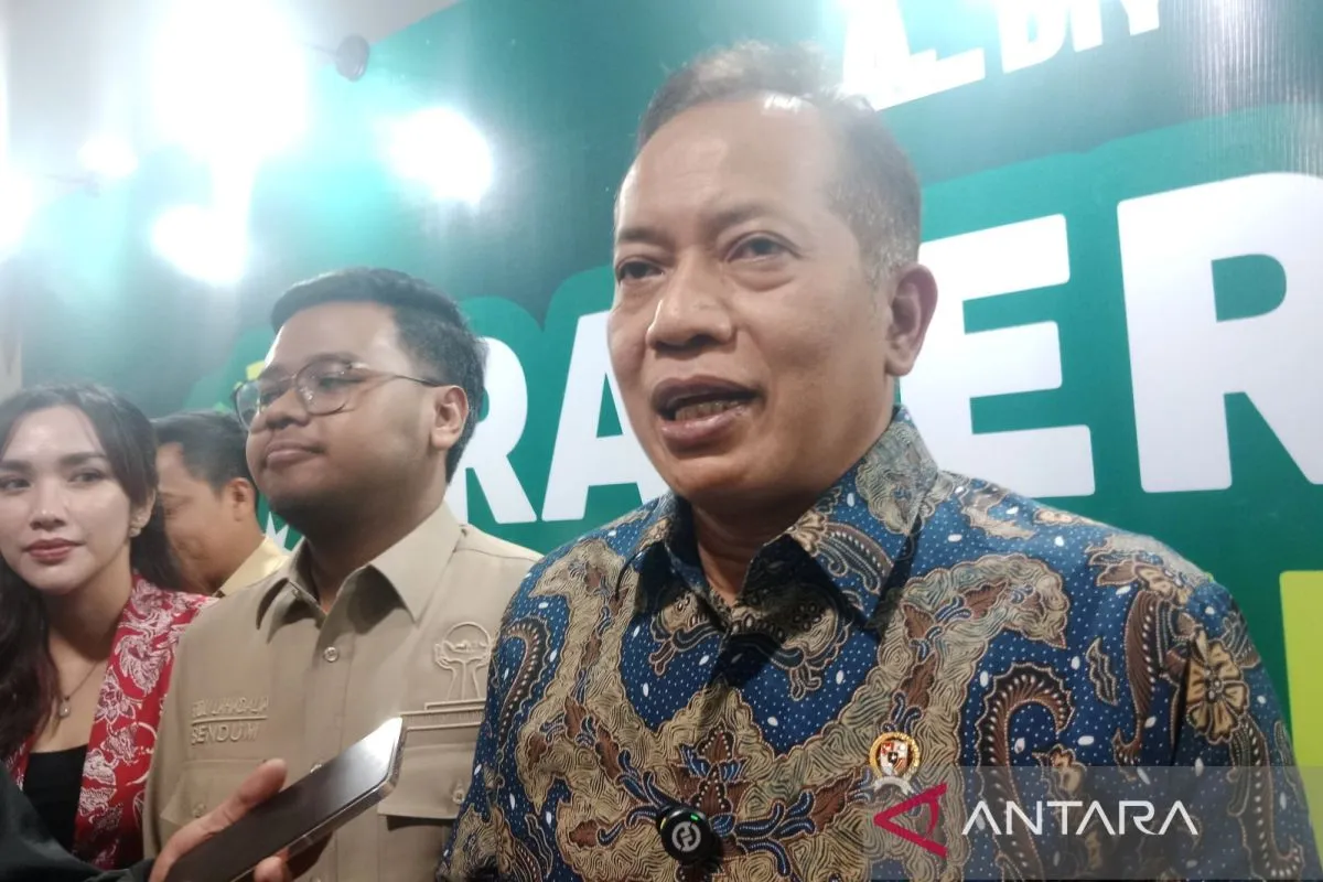 Menkop: Koperasi Desa Manfaatkan Teknologi Baru untuk Produksi Genteng