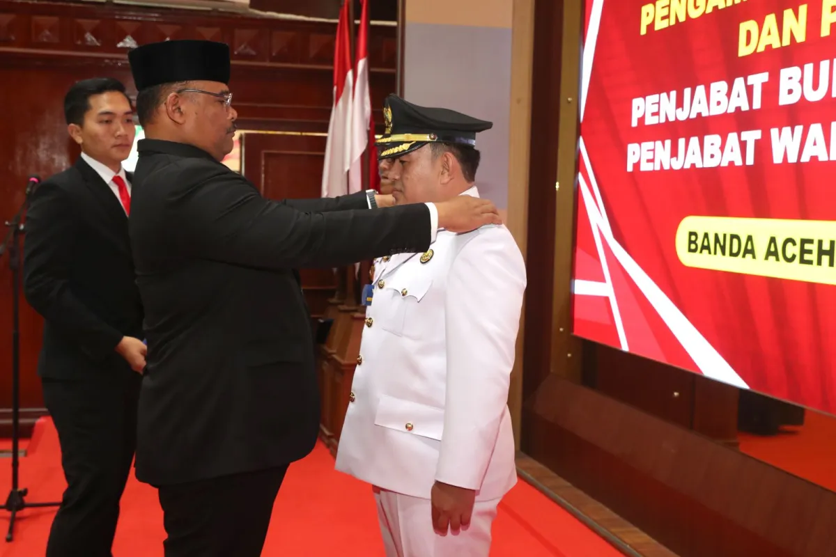 Almuniza Kamal Dilantik sebagai Penjabat Wali Kota Banda Aceh