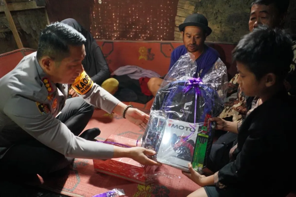 Polresta Bandung Luncurkan Program Rutilahu untuk Buruh Kurang Mampu