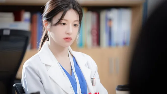 Mengenal 7 Karakter Dokter di Drama Korea 2025