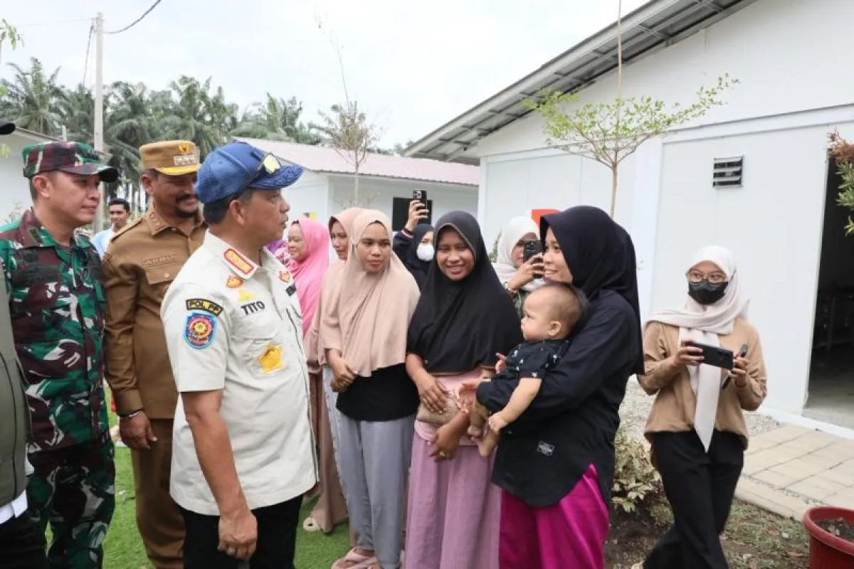 Mendagri Tinjau Huntara untuk Pastikan Kelayakan Hidup Pengungsi di Aceh Tamiang