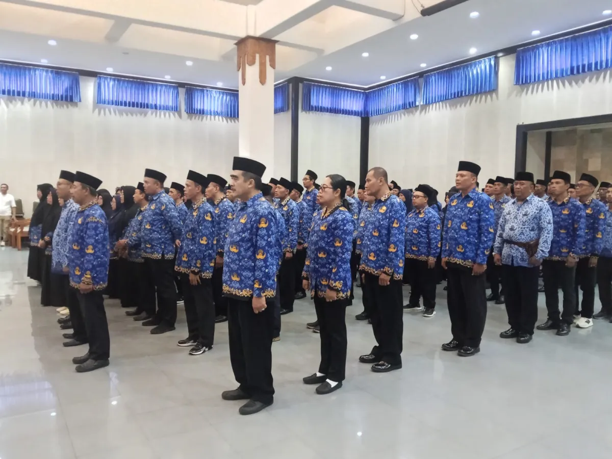 Pemkab Lobar Mutasi Ratusan Pejabat untuk Penataan Birokrasi Pasca Merger OPD