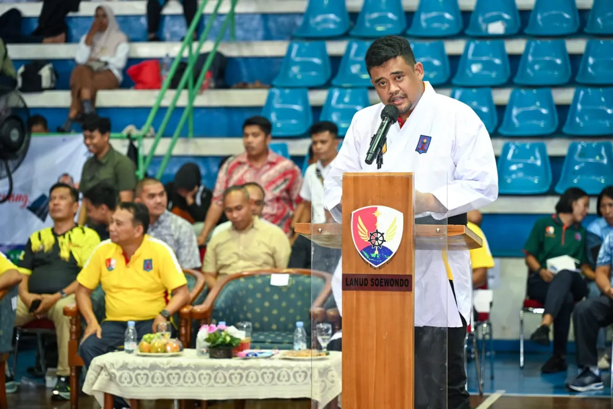 Gubernur Bobby Nasution Dukung Sportivitas di Kejurda Funakoshi Karate