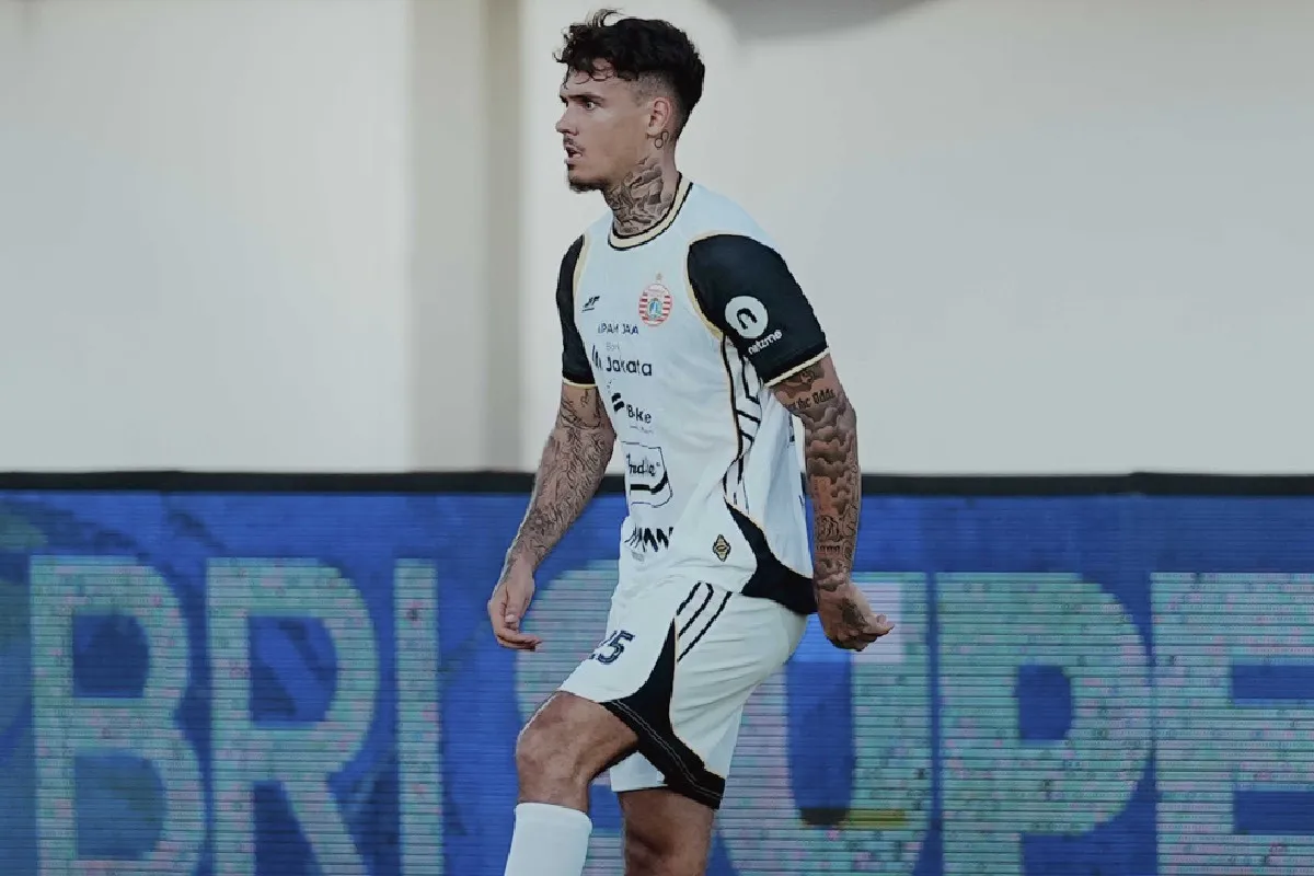 Shayne Pattynama Berjanji Tingkatkan Kebugaran Usai Debut Gemilang di Persija
