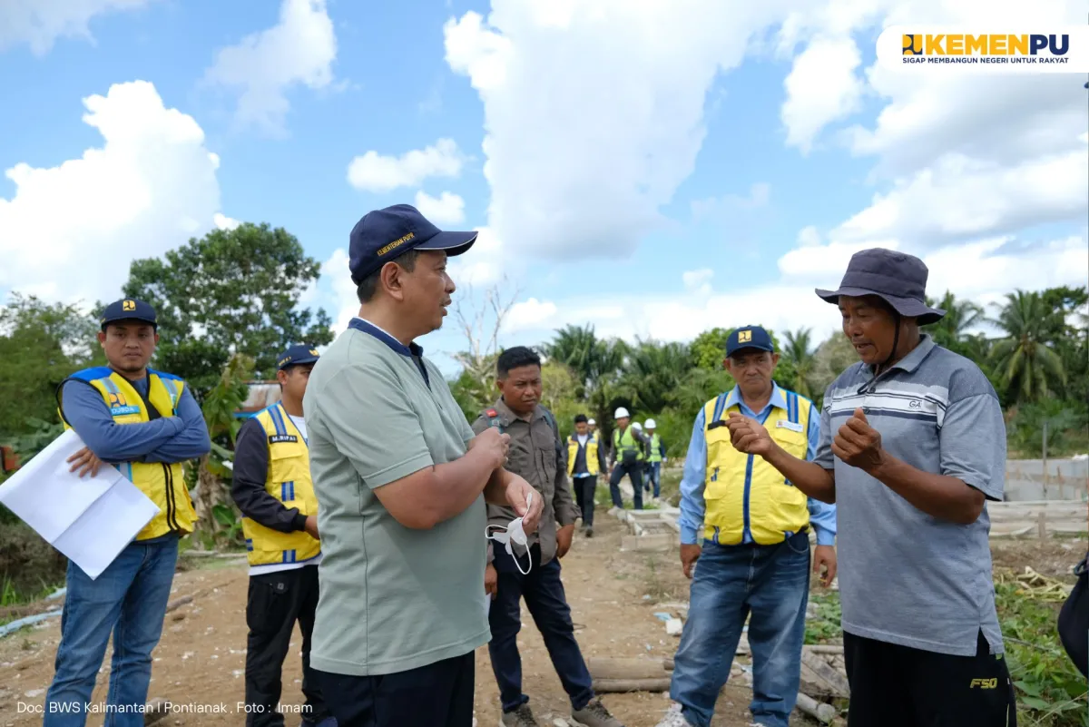 Pemantauan Rehabilitasi Saluran dan Pintu Air Irigasi di Kubu Raya