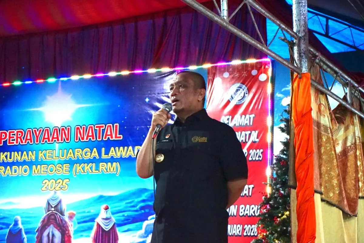 Bupati Luwu Timur Hadiri Perayaan Natal Kerukunan Keluarga di Desa Tampinna
