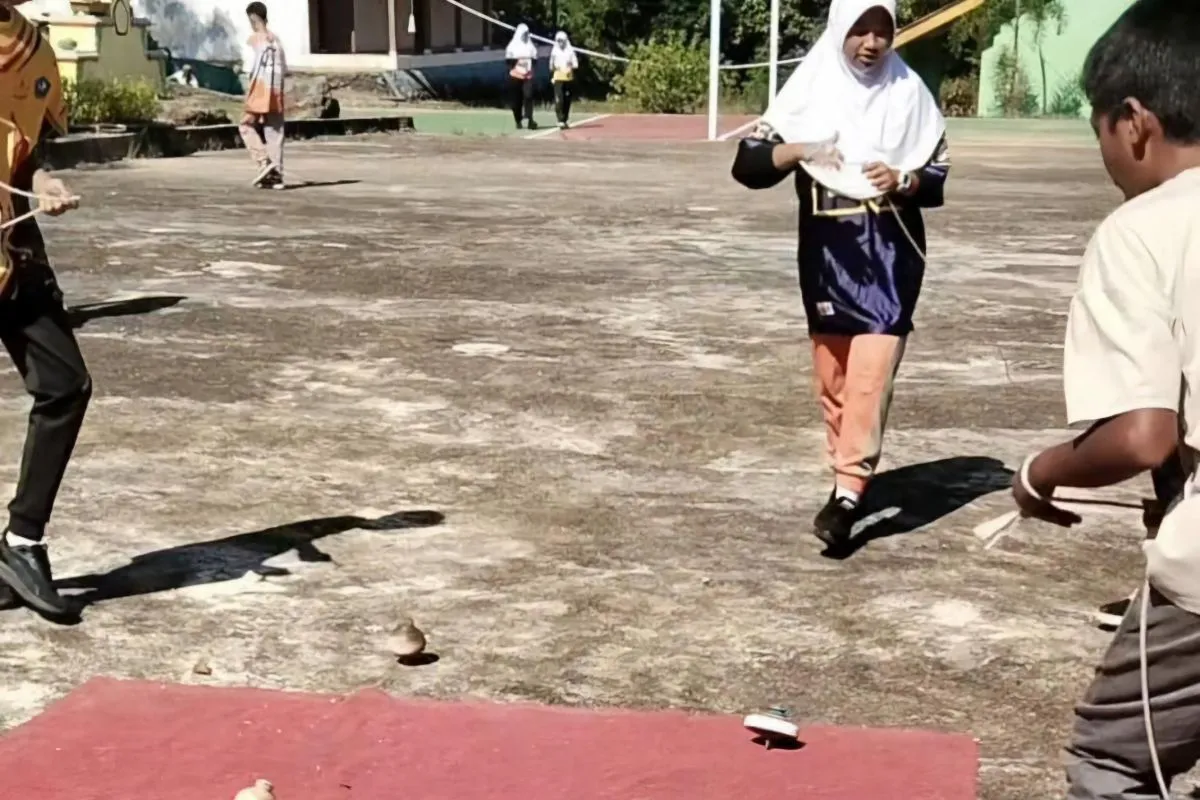 Permainan Tradisional Sebagai Pelindung Anak dari Bahaya Digital