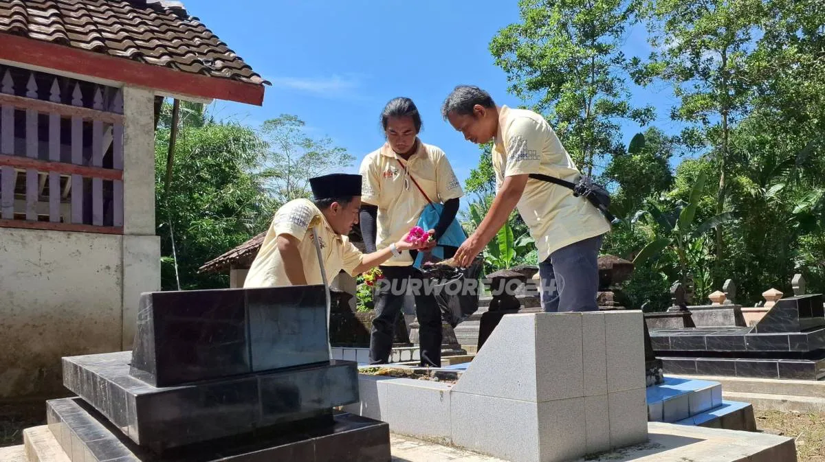 Wartawan Purworejo Adakan Ziarah dan Anjangsana Menjelang HPN 2025
