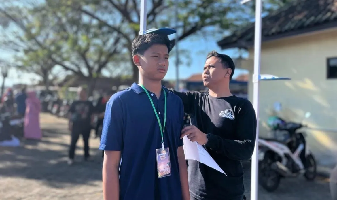 Siswa Sekolah Rakyat Ponorogo Ikuti Tes Kebugaran Sebelum Asrama