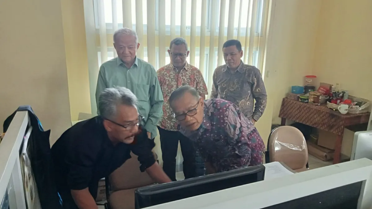 Pertemuan Dua Tokoh Muhammadiyah di Ruang Redaksi Suara Muhammadiyah
