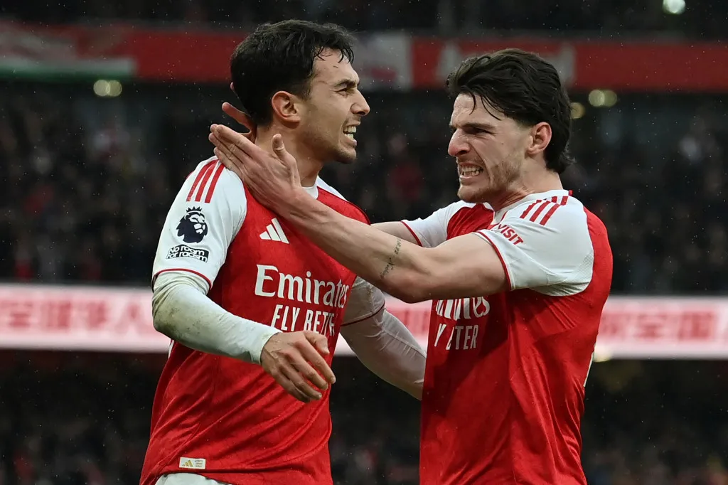 Zubimendi dan Rice Rayakan Gol Arsenal di Kandang Sunderland