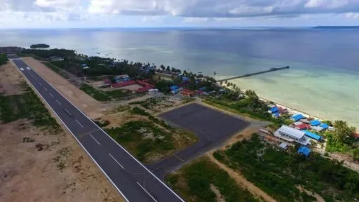 Warga Maratua Tolak Relokasi, Fokus pada Pembangunan Tanggul Pemecah Ombak