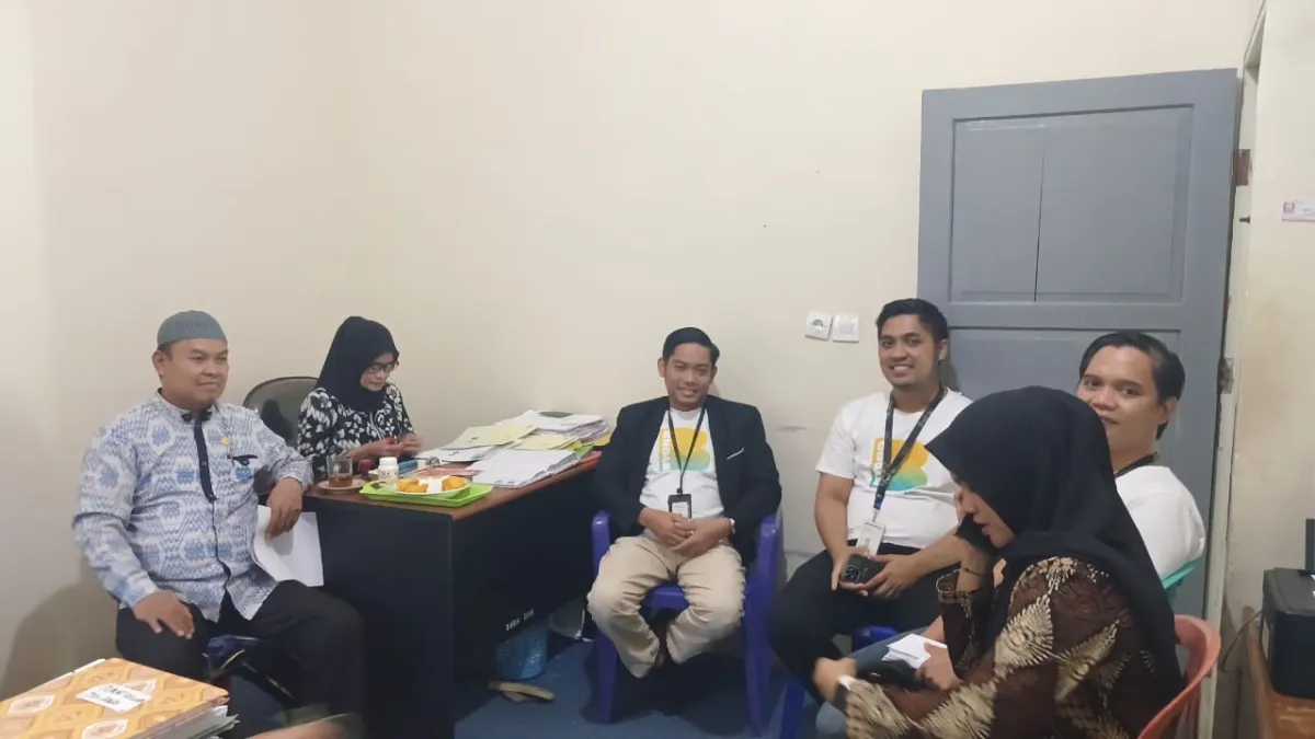 Pimpinan BSI Jalin Silaturahmi dengan KUA Paleteang Bahas Migrasi Porsi Haji