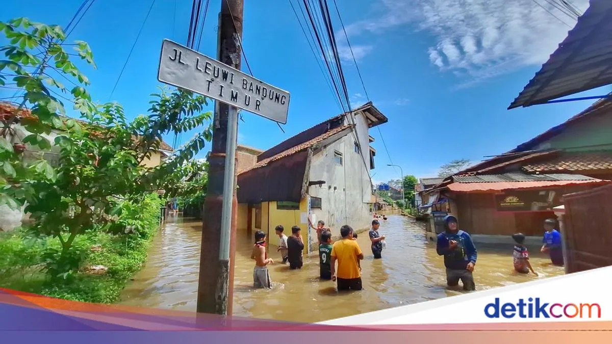 Kondisi Terkini Warga Dayeuhkolot Bandung Menghadapi Banjir Berkelanjutan
