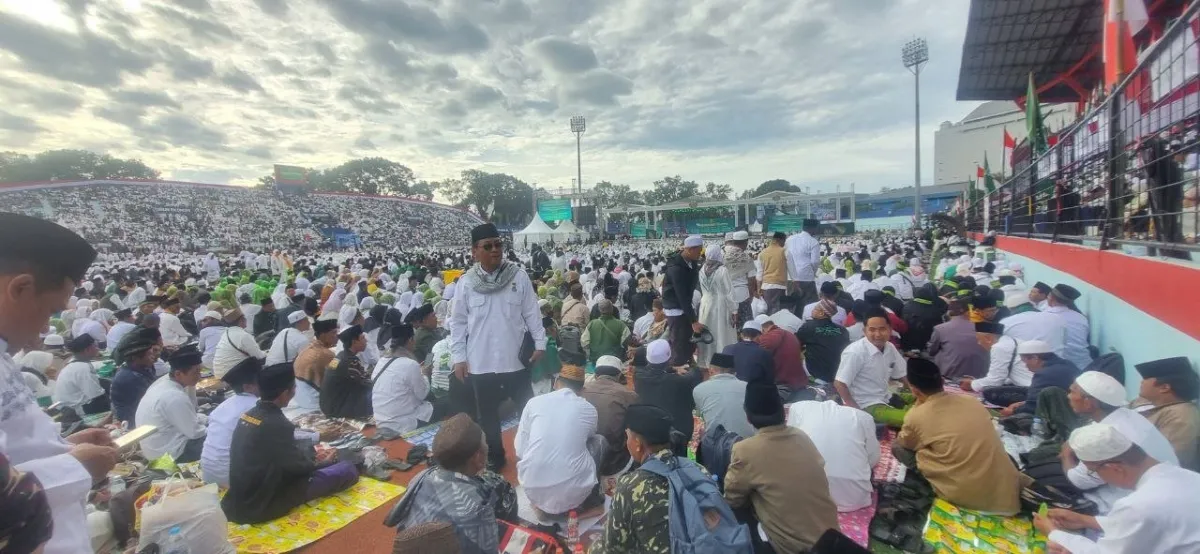 Ribuan Jamaah Nahdlatul Ulama Hadiri Mujahadah Kubro di Stadion Gajayana