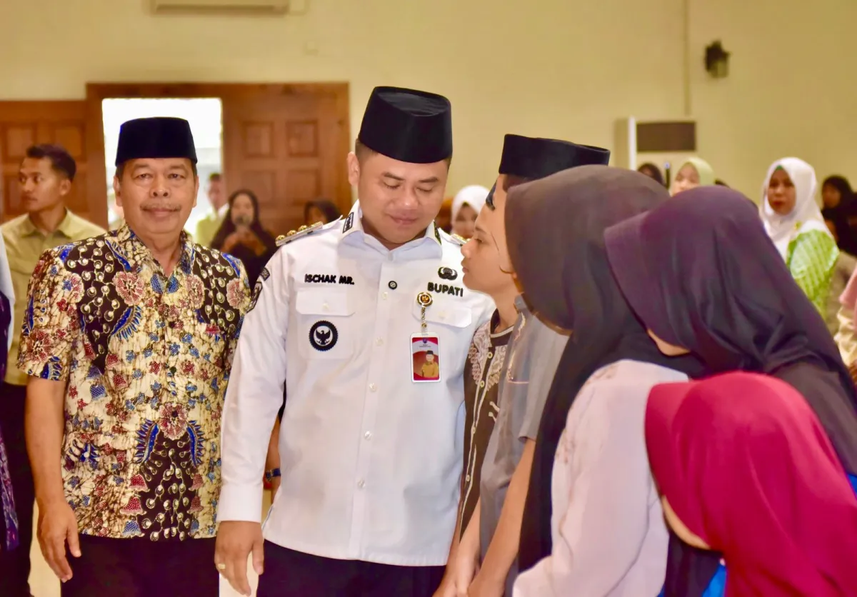 Bupati Tegal Dorong Kepedulian Sosial Melalui Istighosah dan Doa Bersama