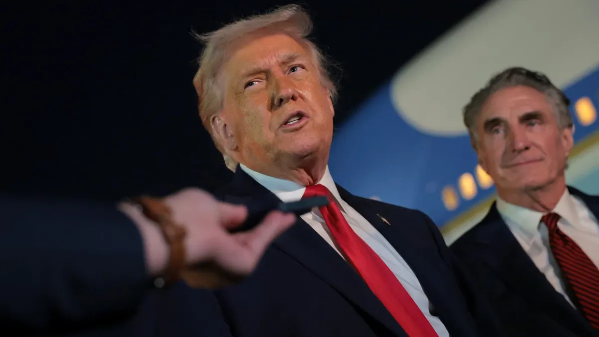 Risiko Investasi Pemerintah Trump dalam Perusahaan AS Meningkat