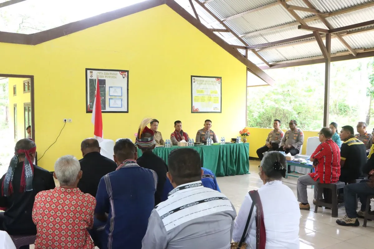Kapolda Maluku Dorong Dialog Adat untuk Cegah Konflik Sosial di Tanimbar