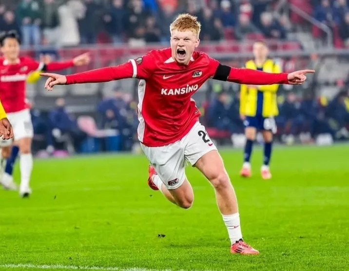 Liverpool Percepat Negosiasi Kees Smit untuk Salip Arsenal dan Real Madrid