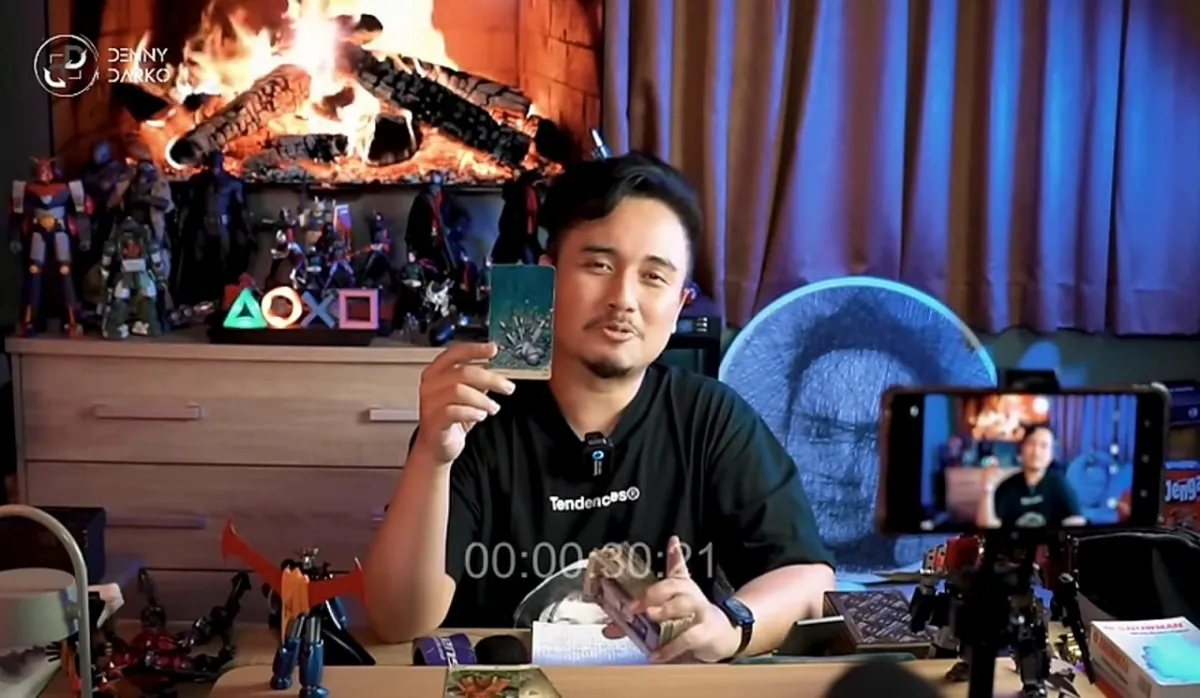 Ramalan Denny Darko 2025: Kematian, Rujuk, dan Skandal Artis