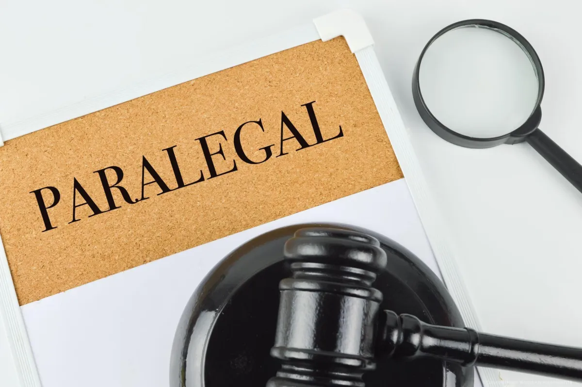 Peran Paralegal dalam Memperkuat Akses Hukum bagi Masyarakat
