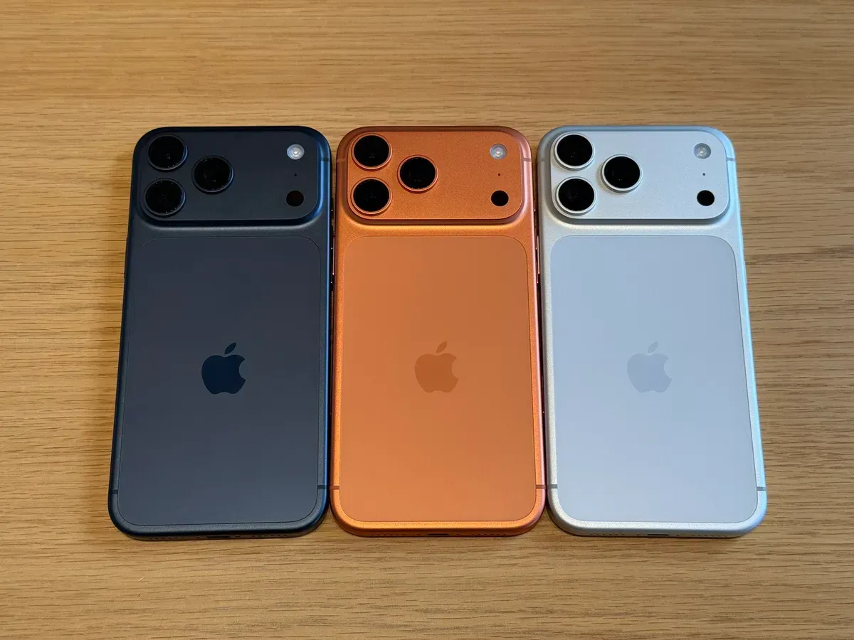 Apple Menanggapi Isu 'Scratchgate' pada iPhone 17 Pro: Bukan Goresan, Melainkan Transfer Material