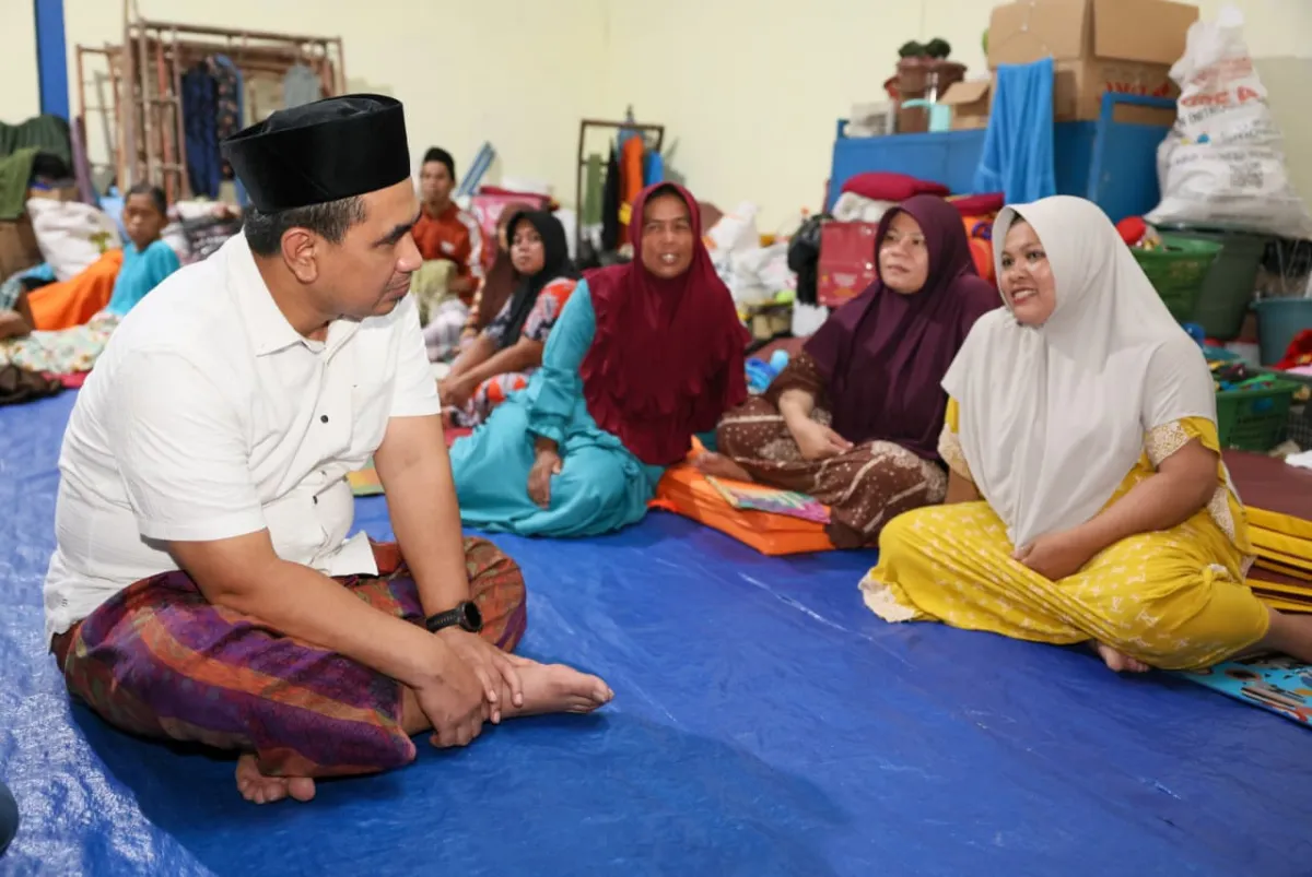 Wagub Jateng Pastikan Kenyamanan Pengungsi di Ponpes Al Adalah Pasca Bencana