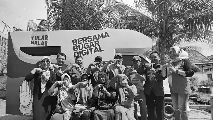Inisiatif Tular Nalar Meningkatkan Literasi Digital untuk Muda dan Lansia