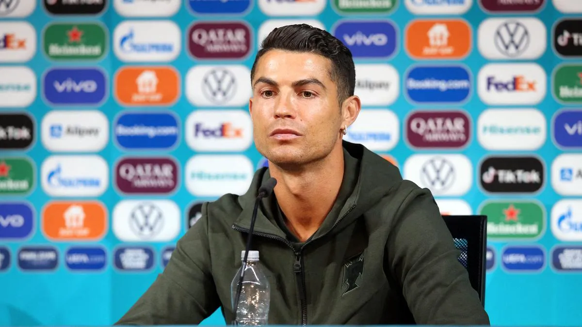 Coca Cola Menanggapi Tindakan Cristiano Ronaldo di Euro 2020