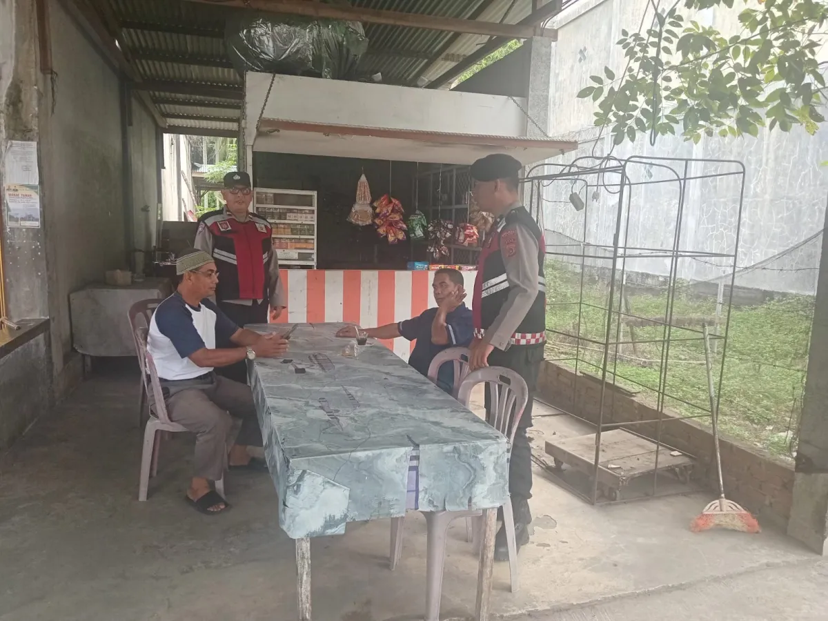 Polsek Arongan Lambalek Gelar Patroli Dialogis, Ajak Warga Ciptakan Keamanan Bersama