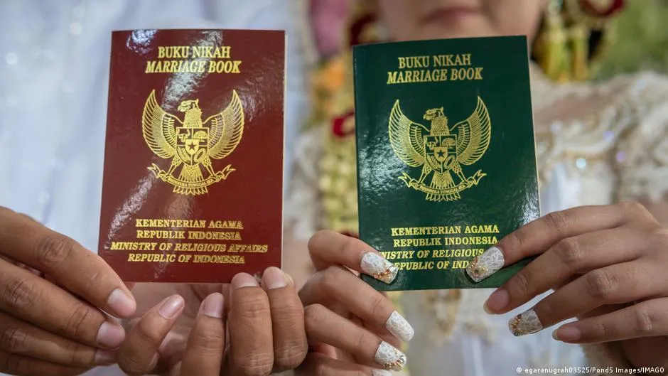 MK Kembali Tolak Permohonan Legalisasi Nikah Beda Agama