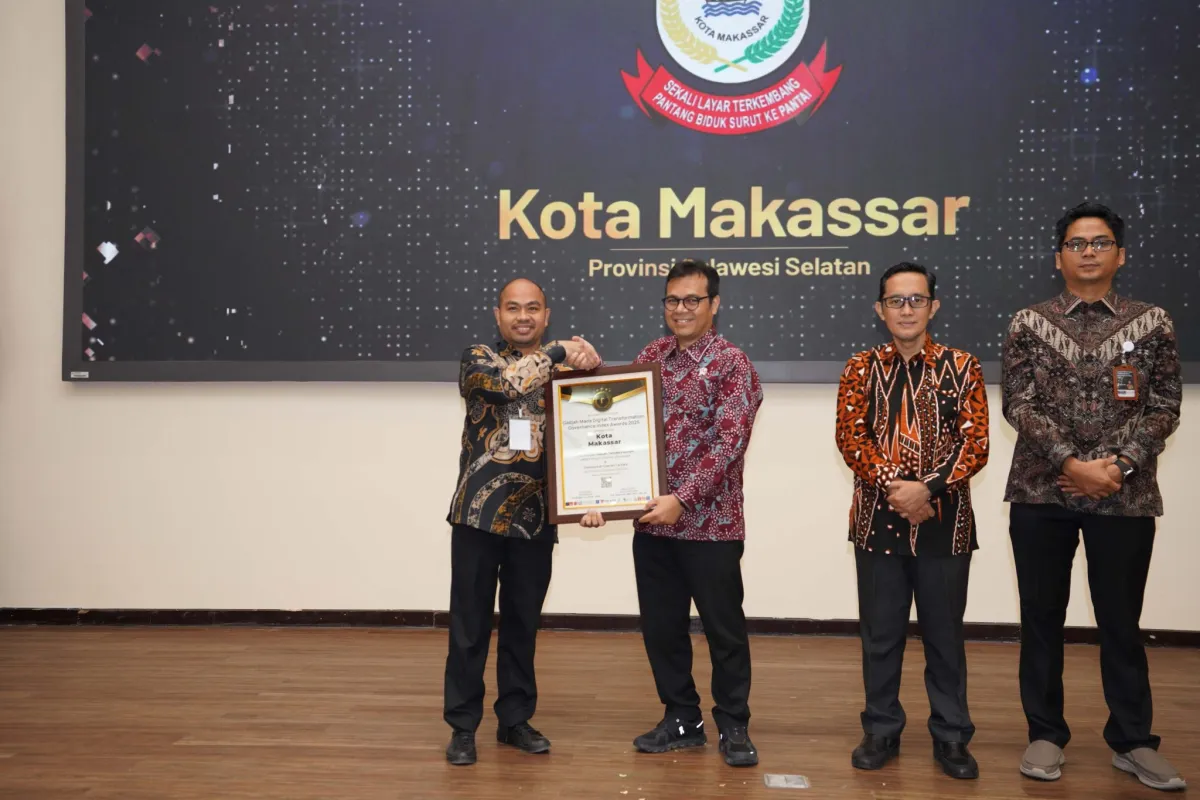Makassar Raih Penghargaan 10 Kota Terbaik dalam Transformasi Digital