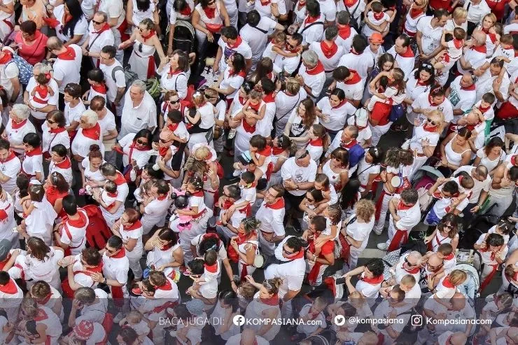 Tantangan Persahabatan di Era Digital: Antara Kedekatan Virtual dan Jarak Nyata