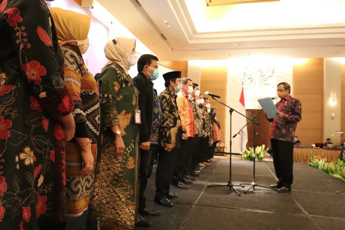 Menko Polhukam: Sarjana Hukum Harus Bertanggung Jawab dan Berani Mengkritik