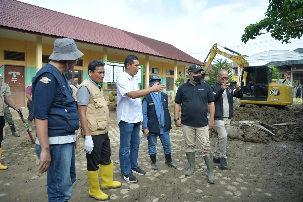 Sekda Aceh Tinjau Aksi Relawan ASN di Lokasi Bencana Pidie Jaya dan Bireuen