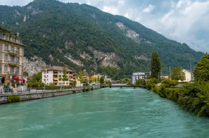 Fakta Menarik tentang Sungai Aare di Swiss dan Tragedi yang Menghampiri