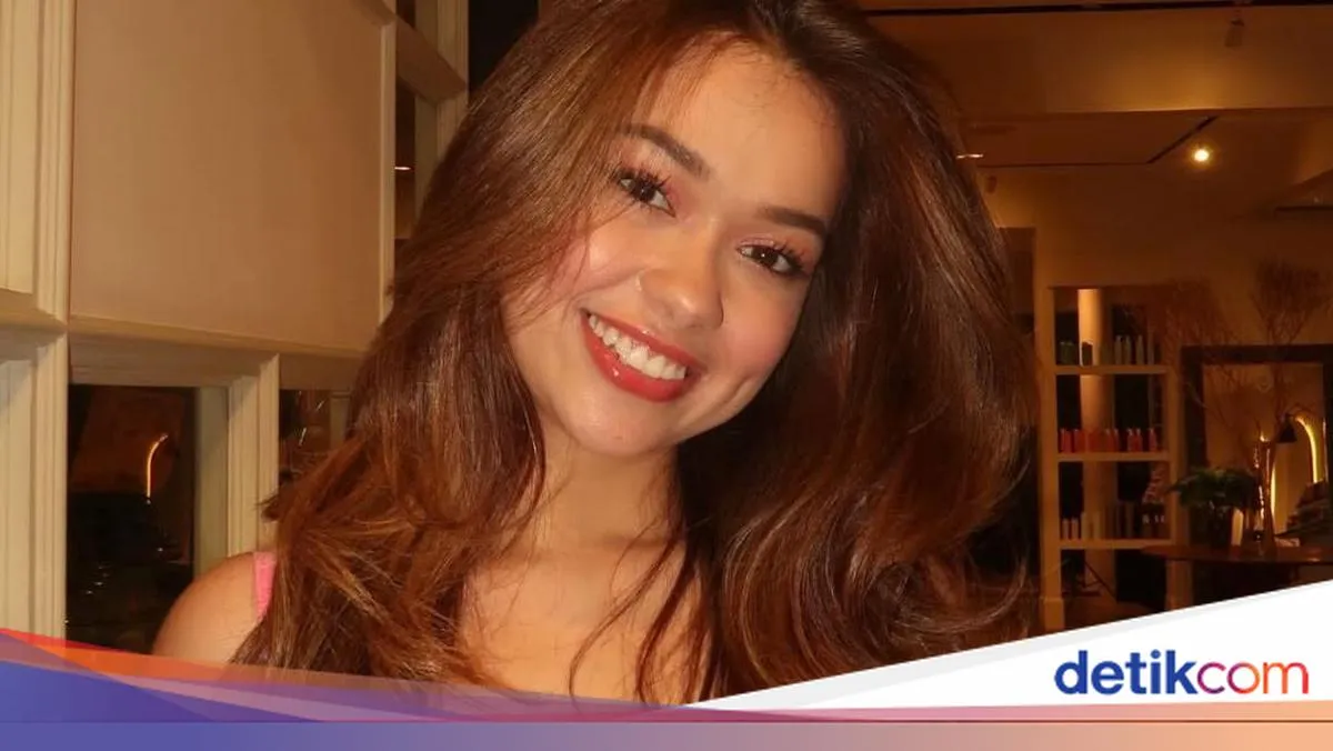 Rebecca Klopper: Refleksi Karier Sejak Dini dan Kehilangan Masa Muda