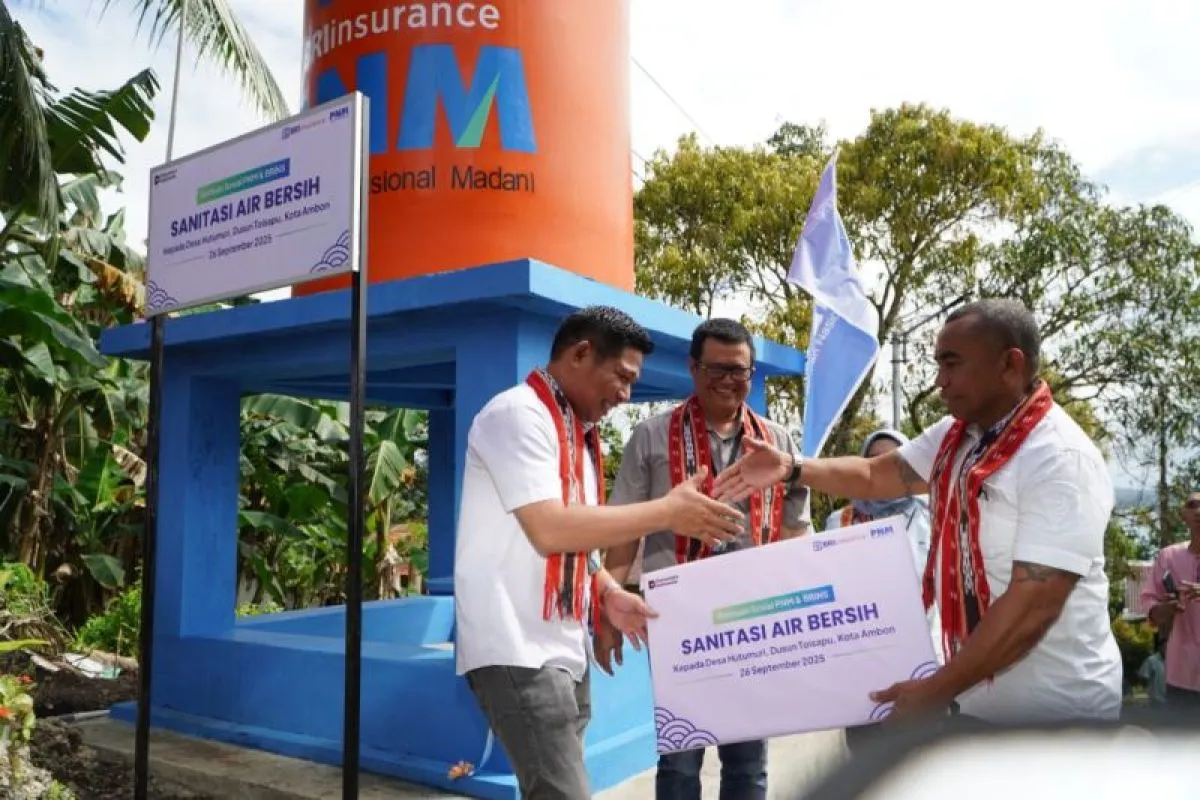BRI Insurance dan PNM Berdayakan Masyarakat Ambon Melalui Sanitasi dan Kesehatan