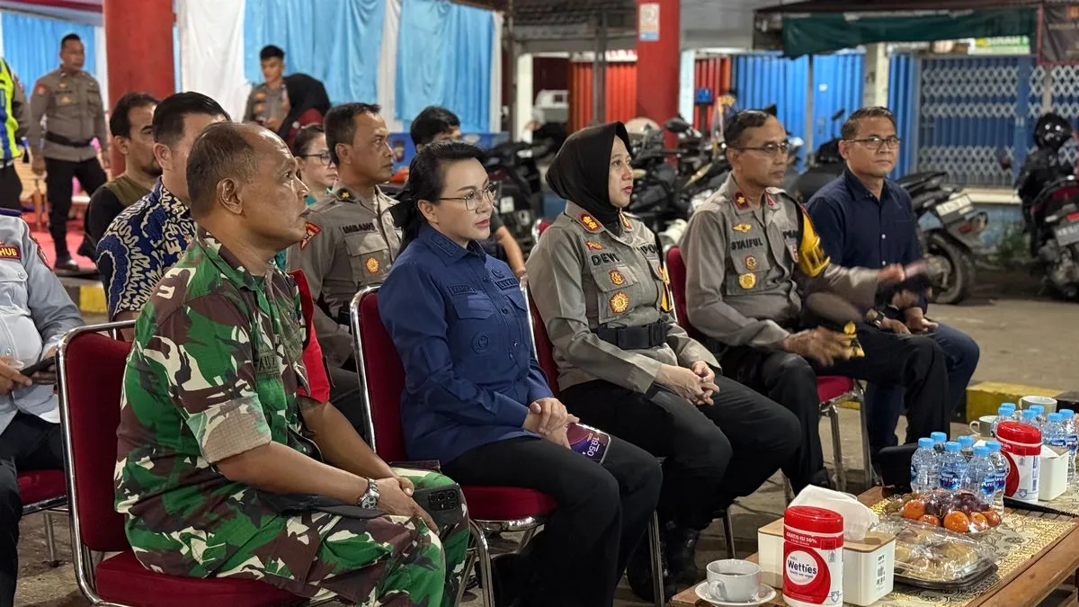 Bupati Landak Tindak Lanjuti Antrean BBM dengan Percepatan Distribusi