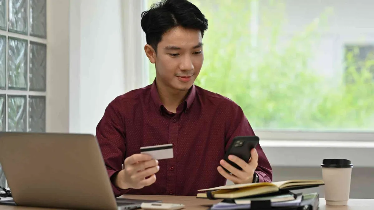 Transformasi Pembayaran Digital Melalui Inovasi Fintech dan Teknologi Keuangan