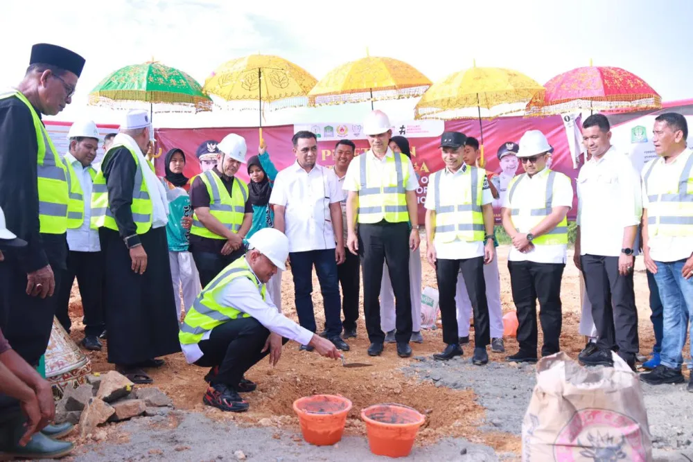 Sekda Aceh Resmikan Peletakan Batu Pertama Stadion PORA XV di Aceh Jaya