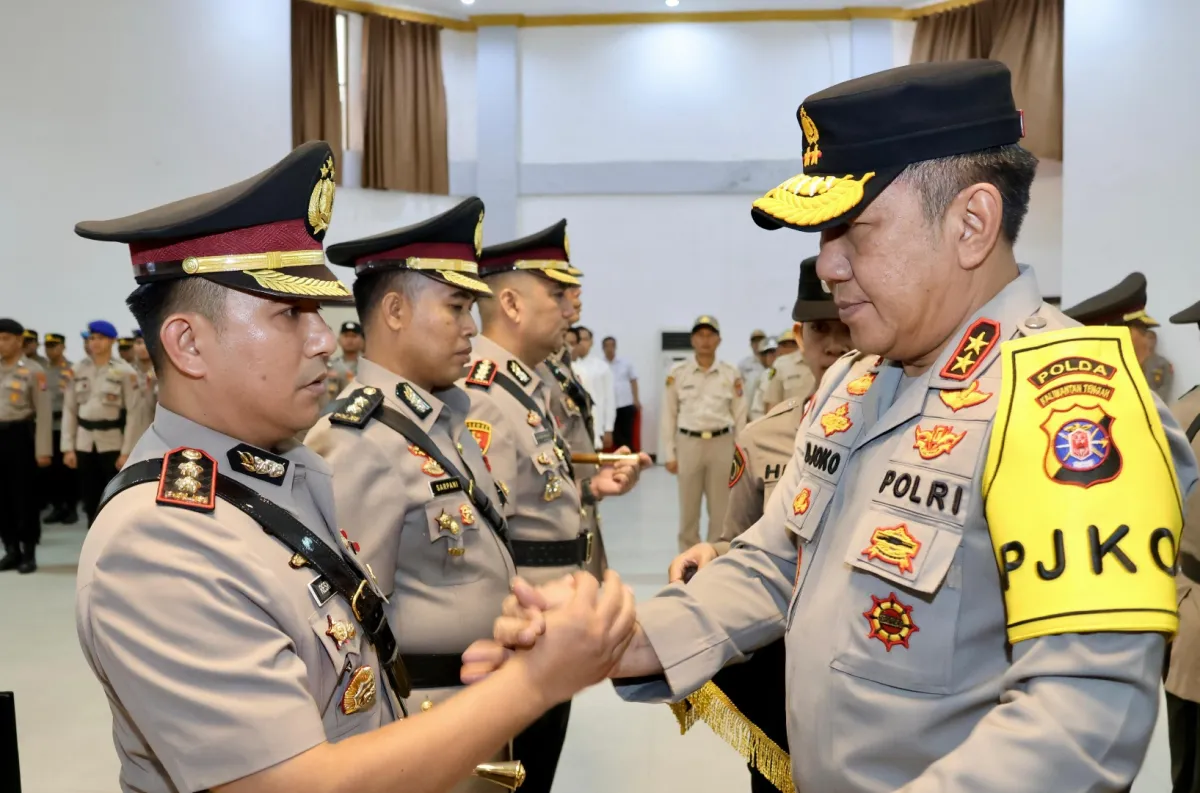 Kapolda Kalteng Lakukan Sertijab 4 Kapolres dan 4 Pejabat Utama
