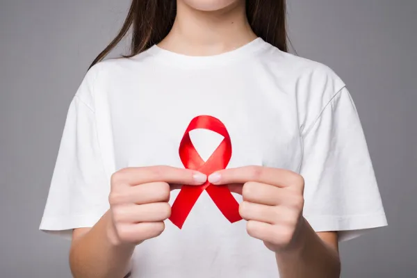 Peran Penting Pemeriksaan Viral Load (VL) HIV dalam Pengobatan
