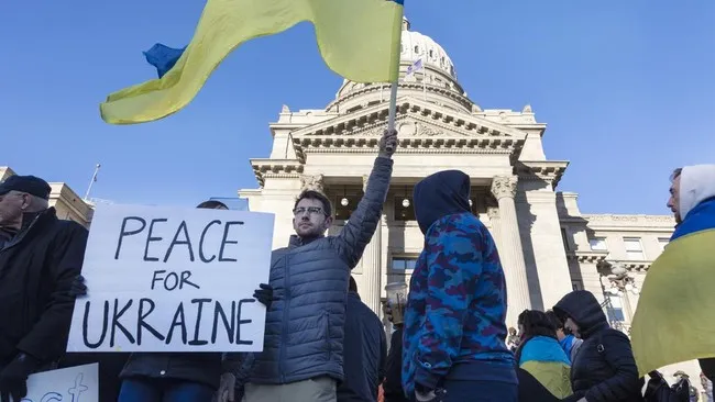 Kronologi dan Latar Belakang Perang Rusia-Ukraina