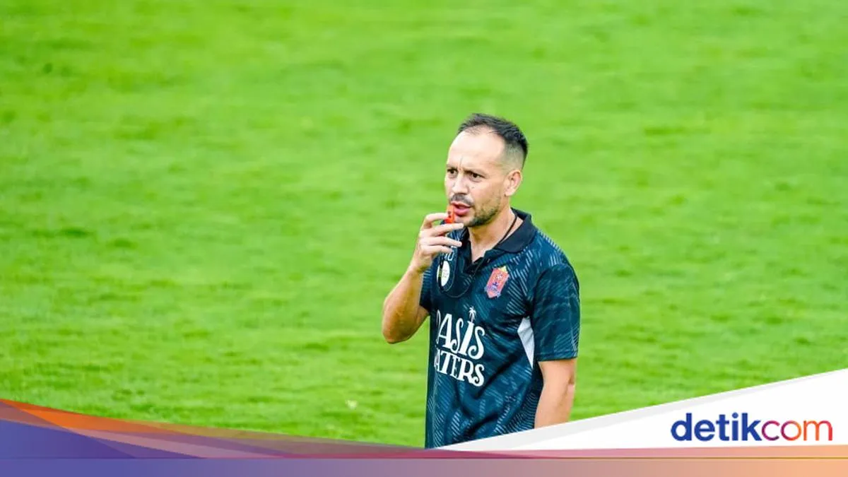 Mario Lemos Kembali ke Persijap Jepara Sebagai Direktur Teknik